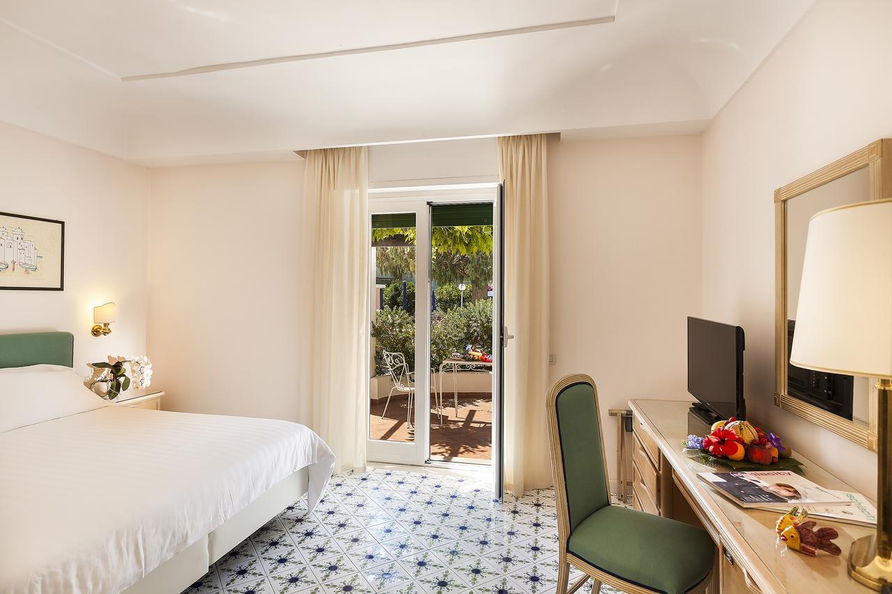Hotel Continental Ischia Esterno foto