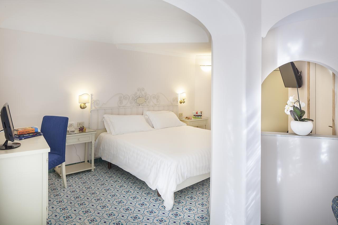 Hotel Continental Ischia Esterno foto