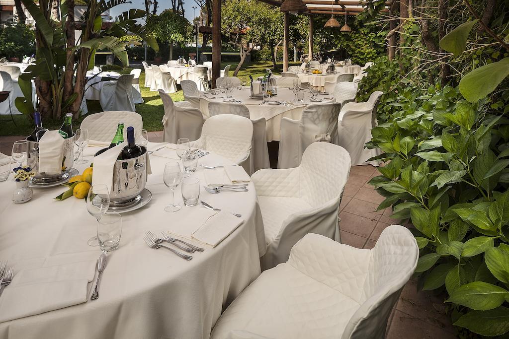 Hotel Continental Ischia Esterno foto